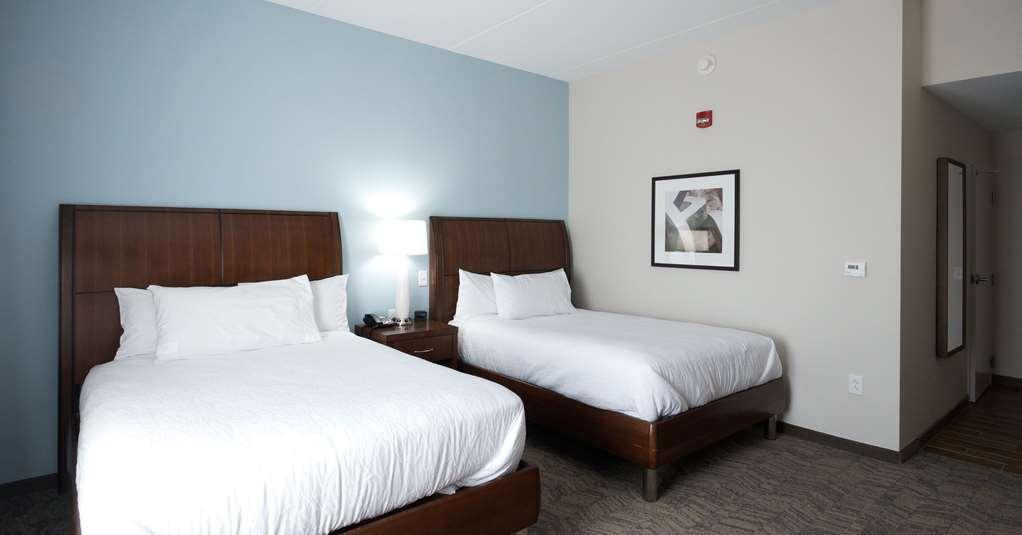 Hilton Garden Inn Hickory Quarto foto